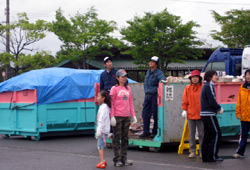 春江東小学校資源回収